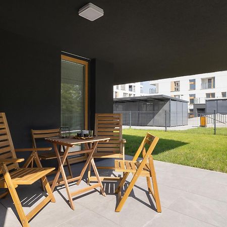 Luxury Two Bedroom Apartment With Terrace And Parking By Renters Prestige Katowice Zewnętrze zdjęcie